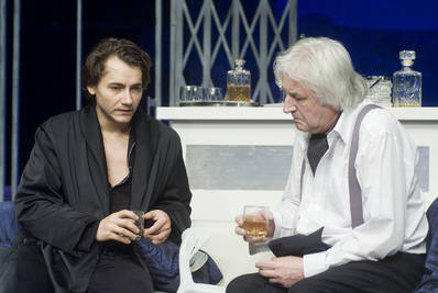 Varju Kálmán, Tahi Tóth László|Ilovszky Béla