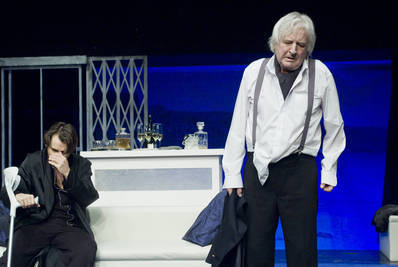 Varju Kálmán, Tahi Tóth László|Ilovszky Béla