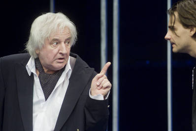 Tahi Tóth László, Varju Kálmán|Ilovszky Béla