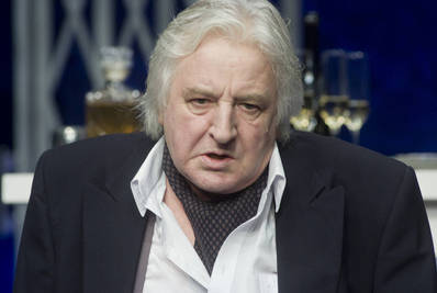 Tahi Tóth László|Ilovszky Béla