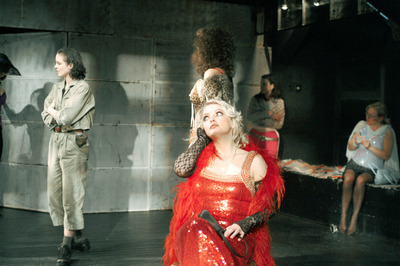 Jelenet előtérben Paczuk Gabi|Ilovszky Béla