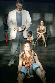 Hayth Zoltán, Libor Laura - jelenet|Ilovszky Béla