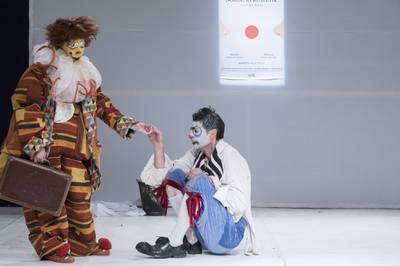 Császár Réka, Kroó Balázs|Ilovszky Béla