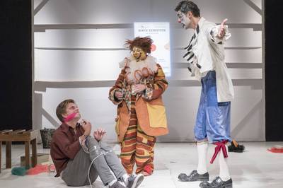 Császár Réka, Kroó Balázs|Ilovszky Béla